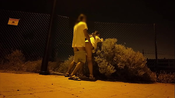 Stranger Seduced a Milf at a Bus Stop. Fucking on the street with someone else's wife 