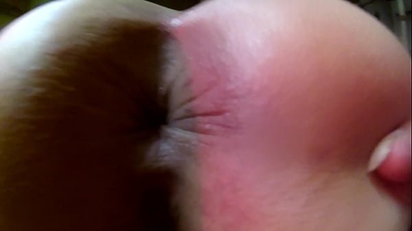 hermoso culaso en pleno confinamiento 