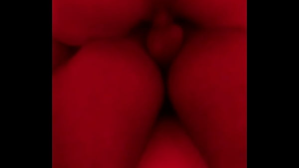 Esposa gostosa levando ferro do comedor