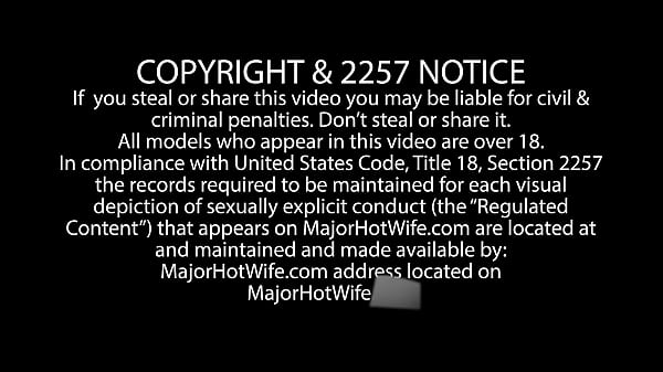 Nonton Horny Hotwifes Racheal Savory And Summer Share Rome Major's Huge Cock! thumbnail