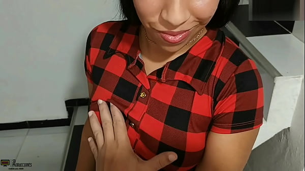 Recien Llegado De Viaje Mi Hermanastra Me Recibe Con Una Gran Mamada Y Follada Cum In My Mouth - Porno En Espa&ntilde;ol thumbnail