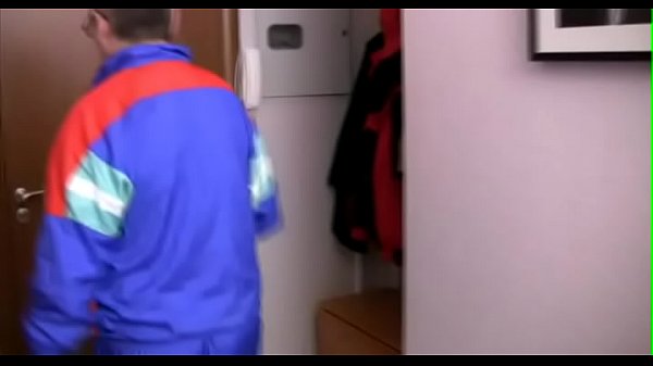 Nonton Large Shlong Fuck Teen Porn thumbnail