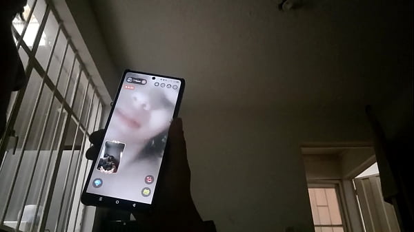 Play MP4 - Video chat 1