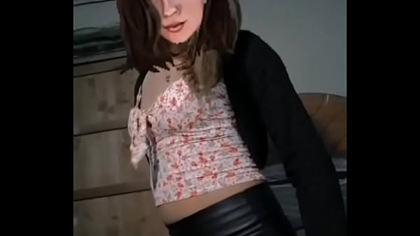 Tiktk travesti de cl&oacuteset peru gozando bien rico