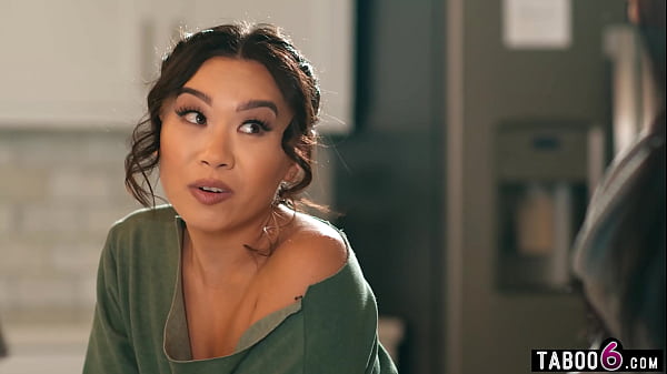 Play MP4 - Stepuncle fucks Asian teen stepdaughter as soon as she arrived