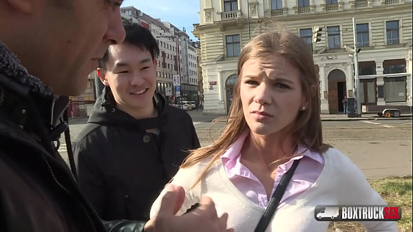 Play MP4 - Beautiful Sarah Kay gets a cum shot on her big ass in the public