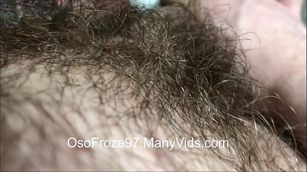 Play MP4 - Naughty OsoFroze Peeing in Doctor's Toilet HD