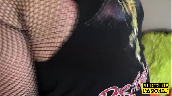 Play MP4 - Fat brit subs in fishnets during roughfucking