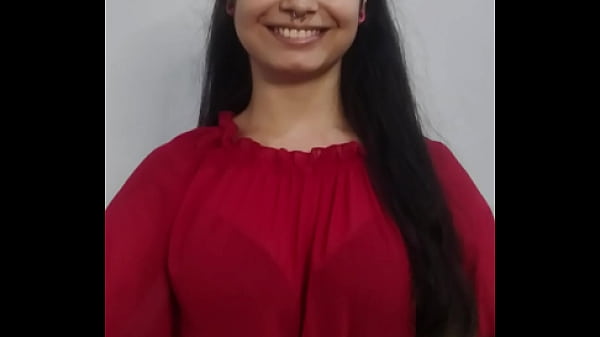 Play MP4 - Fazendo o papel de namorada submissa com um sexo oral profundo no pau grande do Wellington Prado antes dele me colocar de quatro e tirar meu shorts jeans apertadinho e minha calcinha pra me