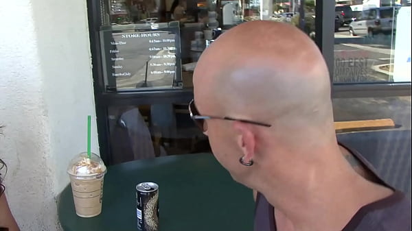 Nonton Barry Always Looking For New Girl thumbnail