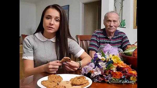 Wild Young SlutAmy Blows Rich_Old Neighbor