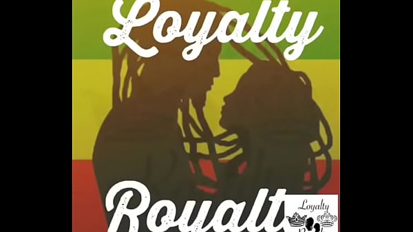 Milf Squirts Creamy Orgasm In The Bathroom! thumbnail