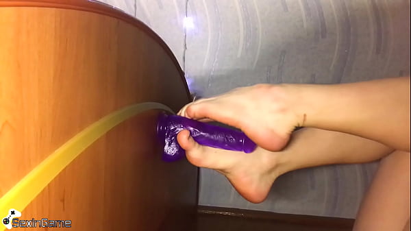 Girl Passionate Oil Footjob Dildo Before Bedtime - Homemade thumbnail