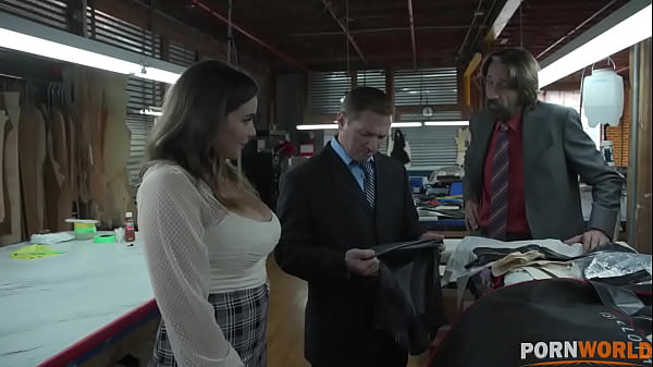 Play MP4 - Natasha Nice Closes a Deal With Office DP GP1700