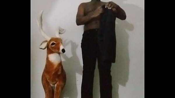 How to make my arms look bigger like the size of my legs for free while spreading anus 