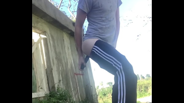 Play MP4 - public faggot playing outside with dildo