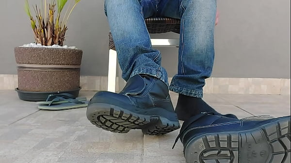 Tirando Minha Bota De Trabalho - Mlv07 (new Boot) thumbnail