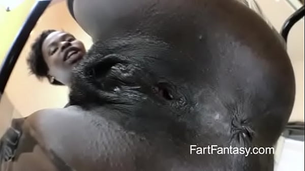 Play MP4 - Tristina Millz Dominatrix Outfit Passing Gas