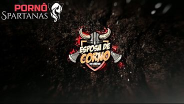 Loira Safada Da A Bucetinha Na Frente Do Corno No Esposa De Corno Na Arena thumbnail