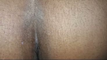 MEU VIZINHO SAFADO FUDEU MINHA BUCETINHA DE CRENTE 