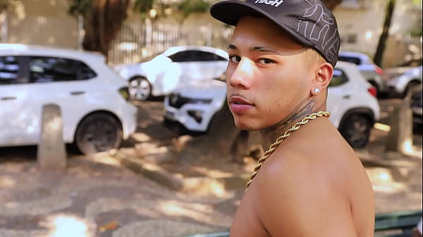 Dando Pro Famosinho Da Minha Rua! thumbnail