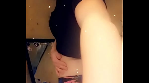 Nonton Shaking My Booty thumbnail