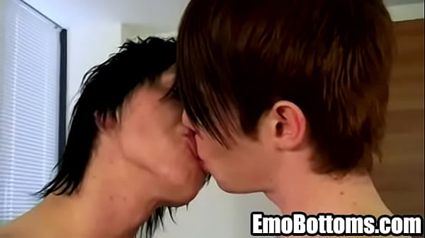 Emo twink Alex Cane gets his hard cock sucked on