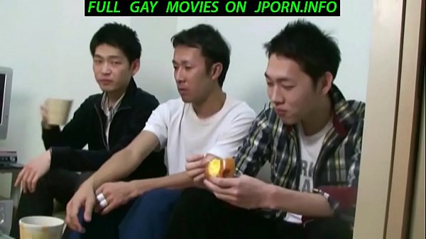 Hot Takeshi jerks off at the local gay bar 