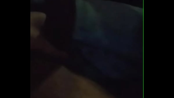 Vizinha aceitou a carona e j&aacute; foi logo me fazendo um agrado 