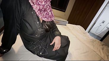 Nonton Khala Was Taken To The Hotel Room And Fucked By Muslim Village Aunty thumbnail