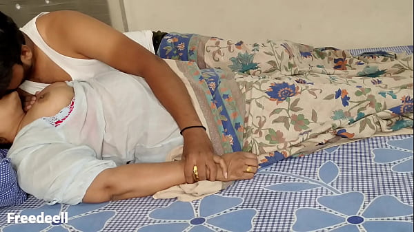 Play MP4 - Divorced enjoying Sex with Her Real Step Son every Night