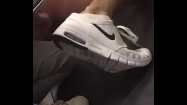 Play MP4 - FLAGRA BANHEIRO P&Uacute;BLICO 3