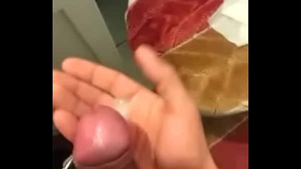 Play MP4 - Creamy Cumshot On My Hand - Mano Llena de Leche Cremosa