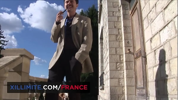 Play MP4 - Vintage anal with busty brunette