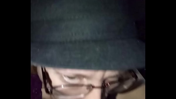 Giving a blowout on my hubbys dick 