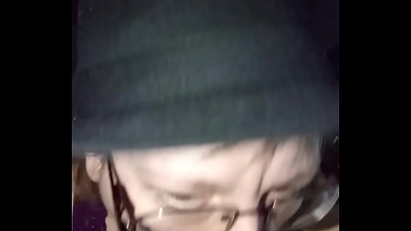 Play MP4 - Sucking on a huge big cock