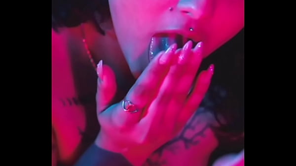 Jovens de porto alegre produzindo conte&uacute;do e caos 