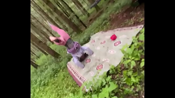 Practicing handstands and feeling the balance improve every day ️ how long can you hold yours #handstand #p 