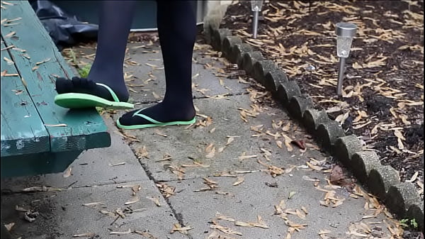 Me in_five toetights_and flipflops