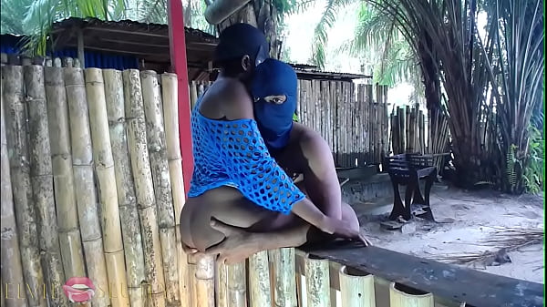 J'ai trouv&eacute; cette chienne dans la nature et je l'ai bais&eacute;e partie 2 