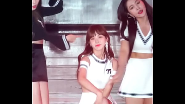 Canadian kpop idol hot dance 