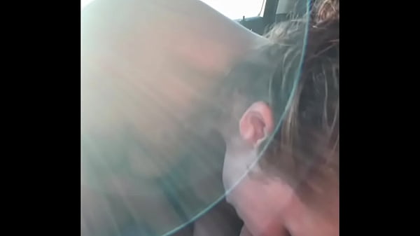 Play MP4 - POV Car Sex