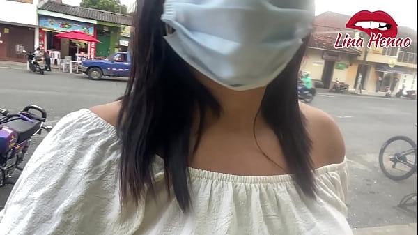 I play with my vibrator in a public park while eating cream i'm a bitch who loves people to see her