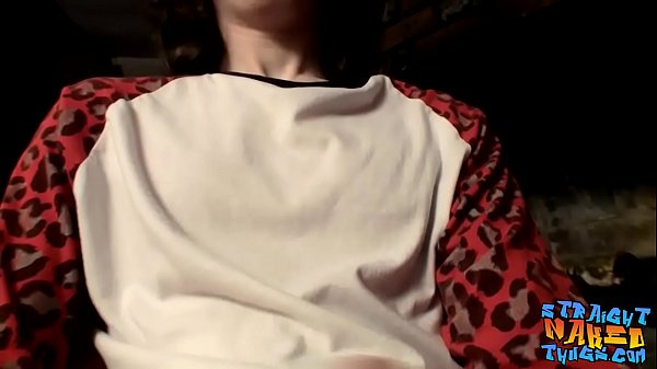 Skinny Sean Johansen has a sexy show 