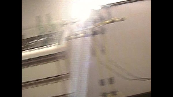 Play MP4 - RICH PRADA & PETER PIPER