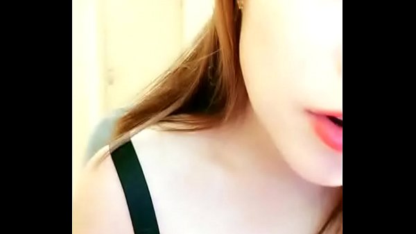 Em g&aacute;i xinh khoe v&uacute; đẹp h&agrave;ng ngon bổ rẻ c&oacute; số điện thoại anh em cần c&oacute; thể gọi nh&eacute;