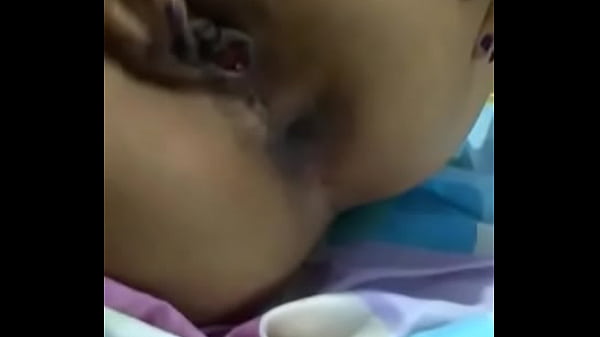 Play MP4 - Estaba bien arrecha y me di por el co&ntilde;o