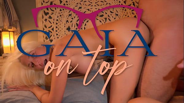 305 private night fuck filmed by a hidden camera 