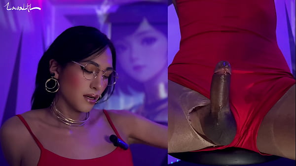 Play MP4 - The challenge of keeping this sheath on my cock