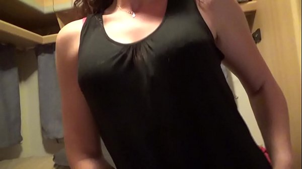 LA ZORRA DE_MI MUJERPAJEANDOSE Y EXHIBIENDOSE